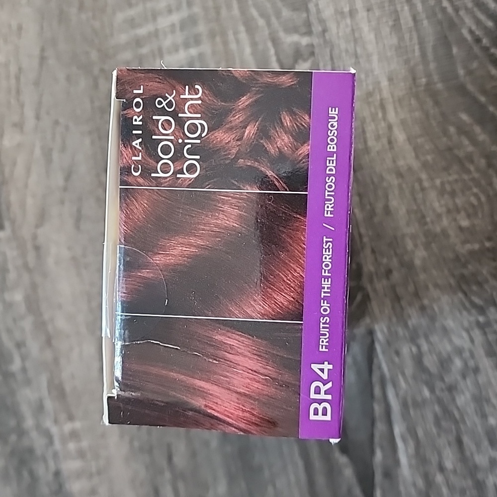 Clairol Bold & Bright fruits of the forest Hair Color - Picture 2 of 5